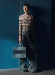 Dior Oblique ลายโมโนแกรมระดับตำนาน ความหรูหรา